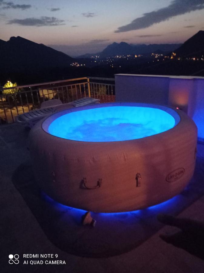 Holiday Home Horizonte With Jacuzzi Gornja Brela Экстерьер фото
