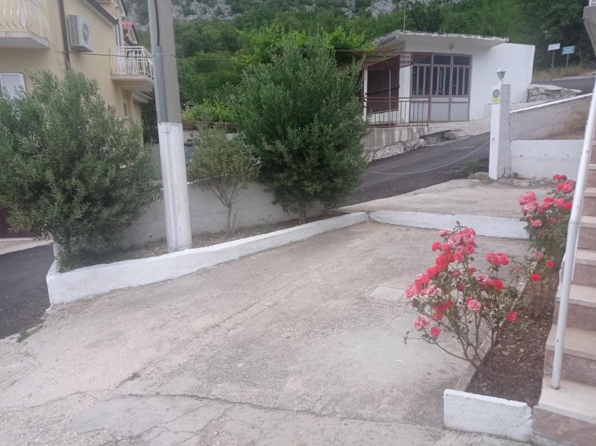 Holiday Home Horizonte With Jacuzzi Gornja Brela Экстерьер фото