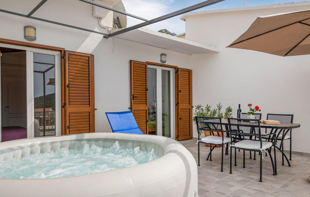 Holiday Home Horizonte With Jacuzzi Gornja Brela Экстерьер фото