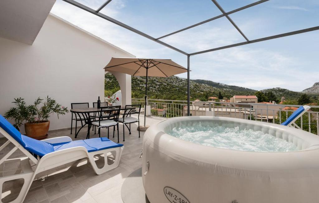 Holiday Home Horizonte With Jacuzzi Gornja Brela Экстерьер фото